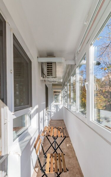 Berceni, Piata Sudului, apartament cu 3 camere de inchiriat.