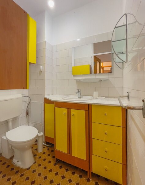 Berceni, Piata Sudului, apartament cu 3 camere de inchiriat.